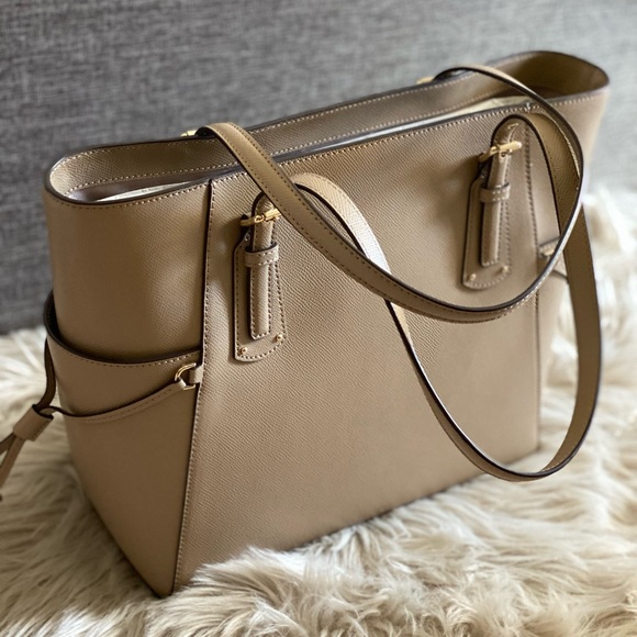 Michael Kors purse - Picture 3 of 4